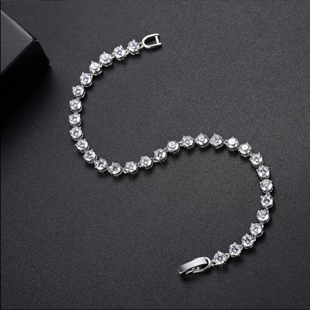 NEW 925 STERLING SILVER ROUND DIAMOND BRACELET, NICE BRACELET, CUTE BRACELET - Picture 3 of 7